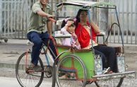 Go Indonesia :: Becak The Indonesian Traditional Mode Of Transportation